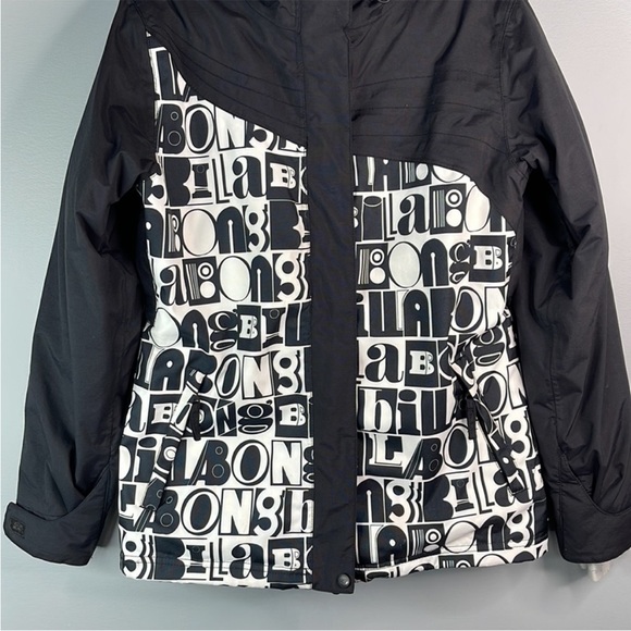 Billabong Black White Spellout Graphic Logo Snowboard Ski Jacket Coat vented M - Picture 3 of 13